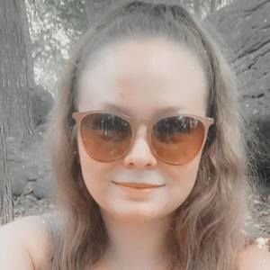 Meet your Posher, Kendra